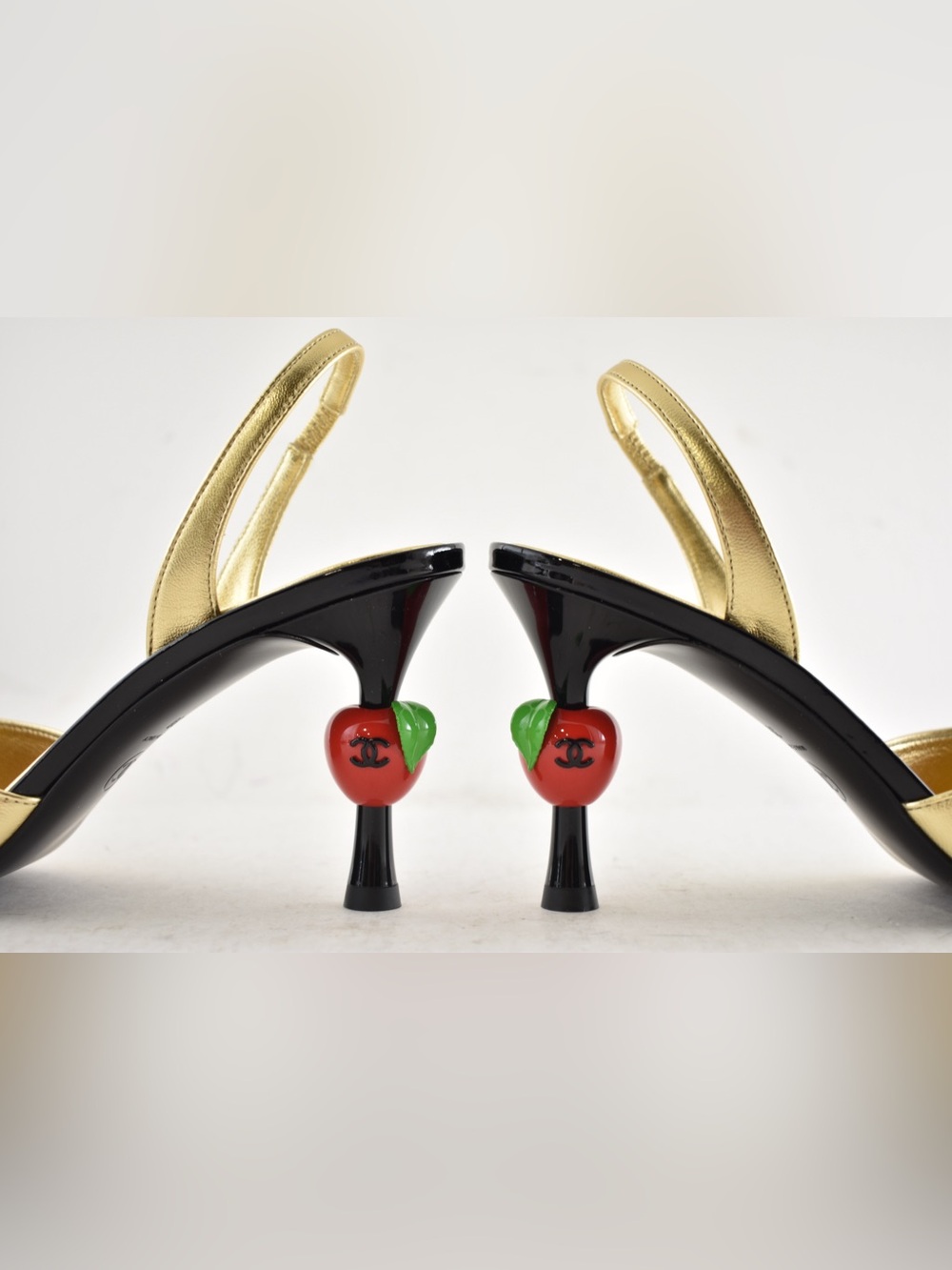 Chanel 26A Metiers Blazy Gold Black Red Apple Sling CC Slingback Heel Pump 38 - Picture 12 of 16